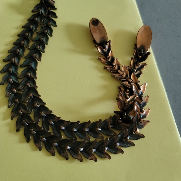 Vintage Copper Acorn Necklace - Picture 2 of 4